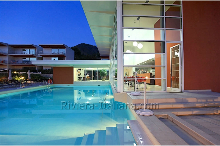 Appartamenti moderni in un residence con piscina a Praia a Mare