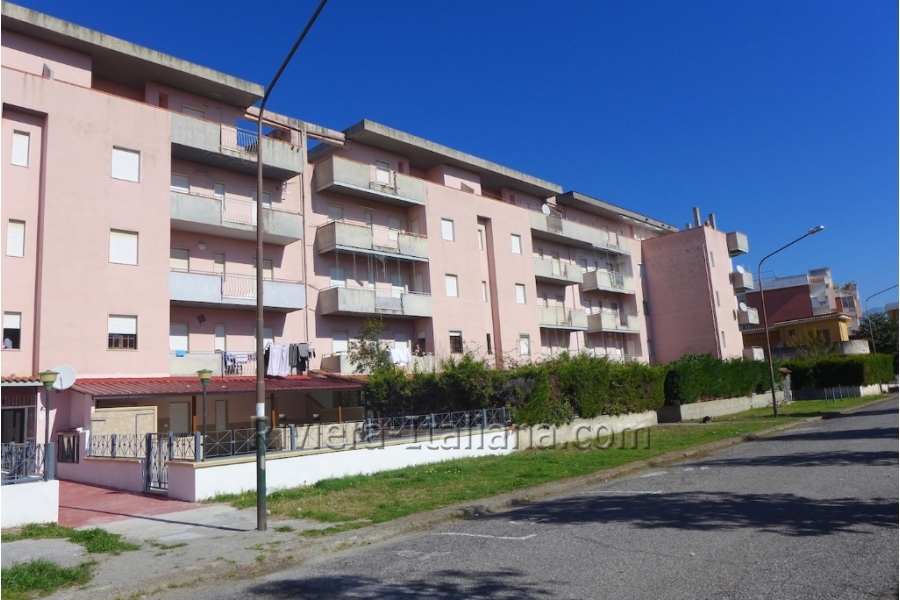 Two-bedroom apartment in Scalea 