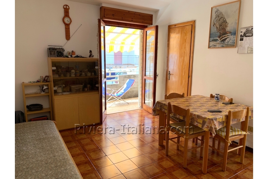 Two-bedroom apartment in the center of Scalea 