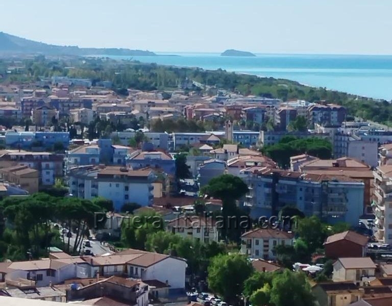 Scenic view home in the old town center of Scalea 
