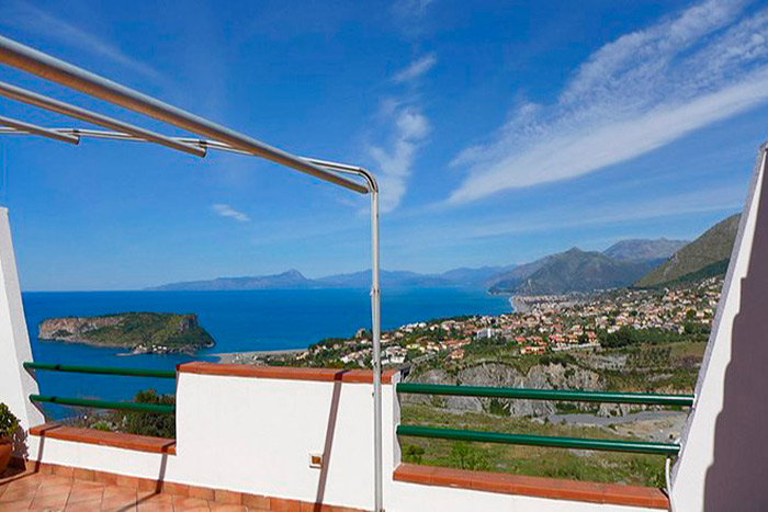 Apartment by the sea in Europe (Scalea, Calabria, Italy)